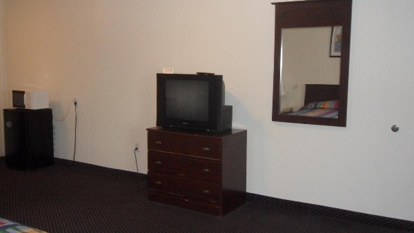 Deluxe Inn Palacios image 4